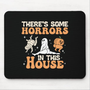 Halloween-Spaß gibt es in diesem Haus ein paar Hor Mousepad