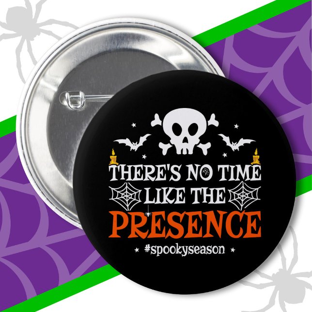 Halloween Spirit Skull Crossbones Funny Halloween Button (Von Creator hochgeladen)