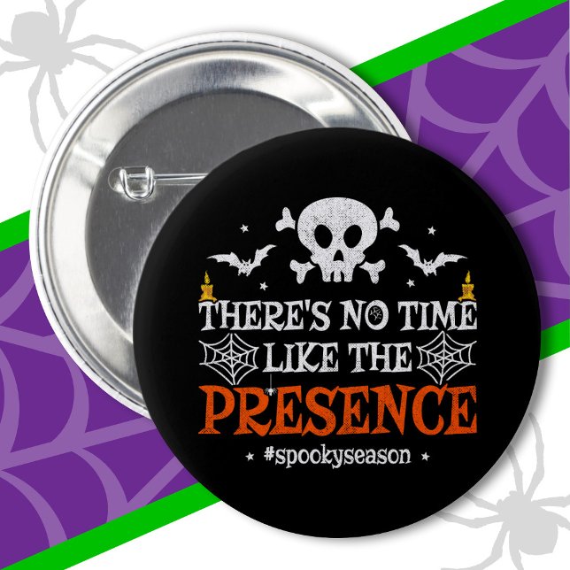 Halloween Spirit Skull Crossbones Funny Halloween Button (Von Creator hochgeladen)