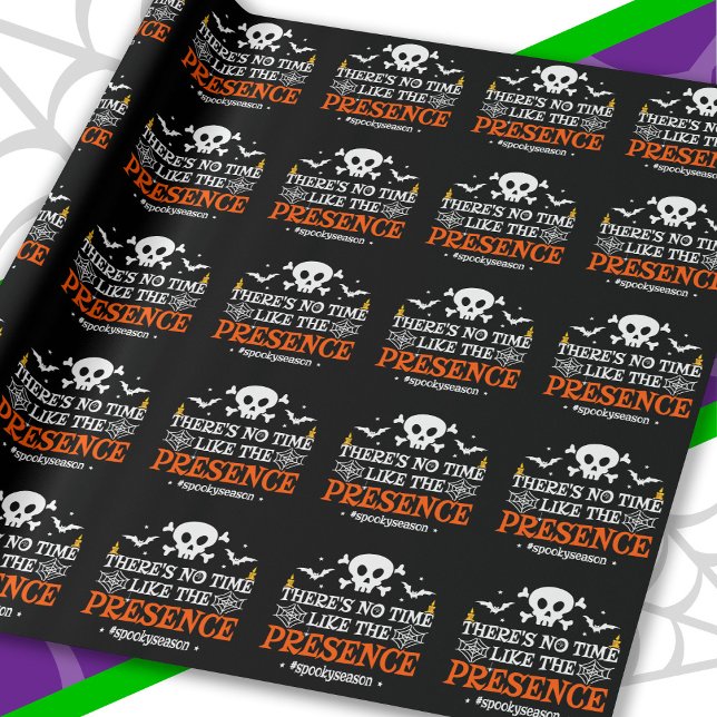 Halloween Spirit Skull Crossbones Funny Halloween Geschenkpapier (Von Creator hochgeladen)