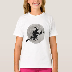 Halloween Spooky Hexe, die über einen Vollmond fli T-Shirt