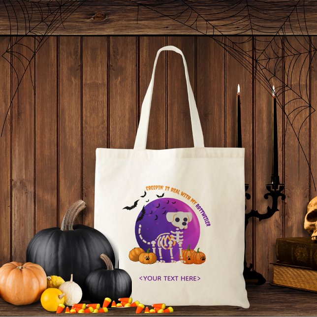 Halloween Spooky Trick oder Tretbeutel Tragetasche (Trick or Treat OR show up to the Halloween party in style. Represent your favorite dog breed!!)