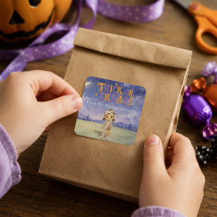 Halloween Süßes Kinder-Mumien-Kostüm Süßes oder Sa Quadratischer Aufkleber
