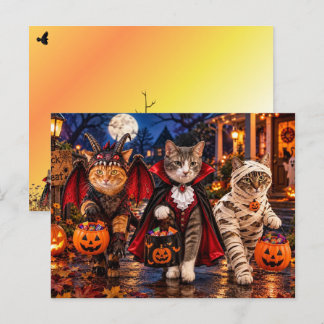 Halloween Süßigkeiten erbettelnde Katzen Feiertagspostkarte