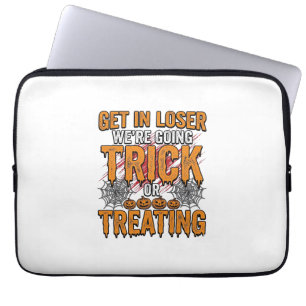 Halloween-Süßigkeiten oder Saures Vintage-Typograf Laptopschutzhülle