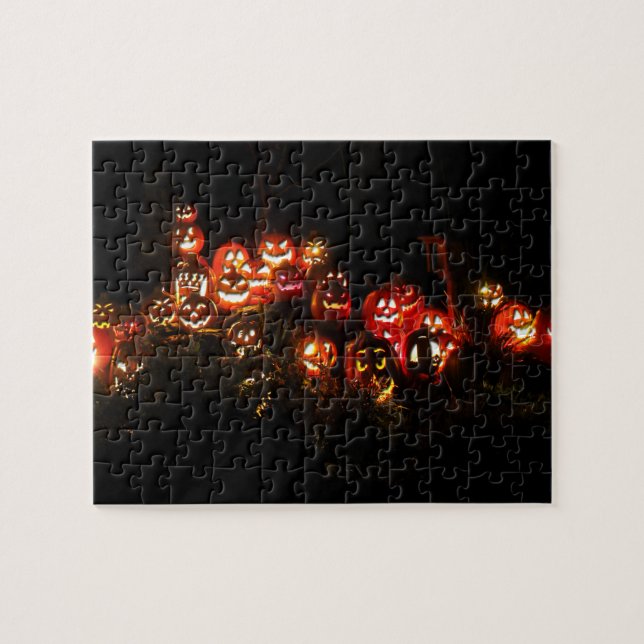 Halloween-Szene gefüllt mit Jack-O-Lanterns Puzzle (Horizontal)