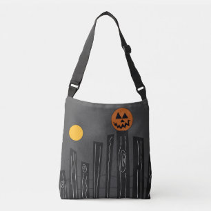 Halloween-Szene mit Kürbis, Krähe und Mond Tragetaschen Mit Langen Trägern