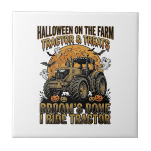 Halloween-Traktor-Shirt Lustiges Farm-Hexen-Fahren Fliese
