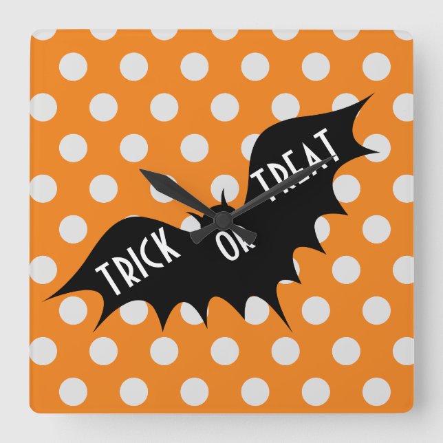Halloween-Trick oder Orangenpolka-Punkte Quadratische Wanduhr (Vorderseite)