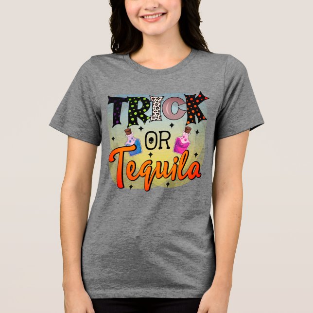 Halloween Trick oder Tequila Typografy Fun Tri-Blend Shirt (Vorderseite)