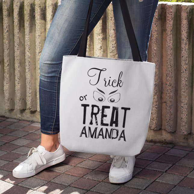Halloween Trick oder Treat einfache Beängstigende  (Personalized Trick or Treat Halloween tote bag with spooky eyes and custom name design.)