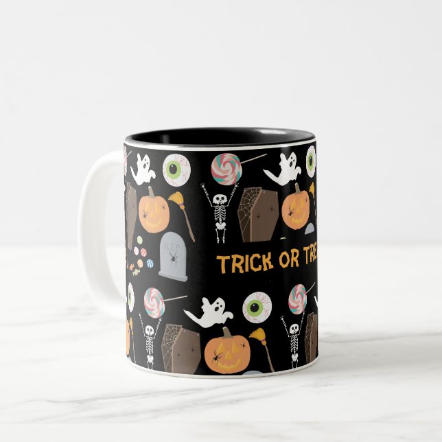 Halloween Trick oder Treat Zweifarbige Tasse (Vorderseite Links)