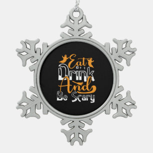 Halloween trinken und am Geburtstag Beängstigend s Schneeflocken Zinn-Ornament