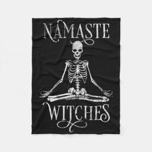 Halloween-Yoga-Skelett-Namaste-Shirt für Frauen mi Fleecedecke