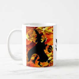 Halloweenhexe und -Herbstlaub Tasse