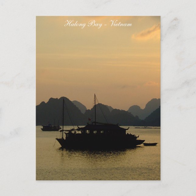 Halong Bay, Sunset, Boote, Vietnam Postkarte (Vorderseite)