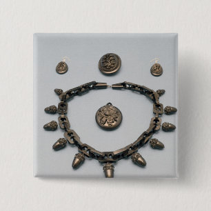 Halskette, Ohrringe, Brosche und Anhänger, c.1870 Button