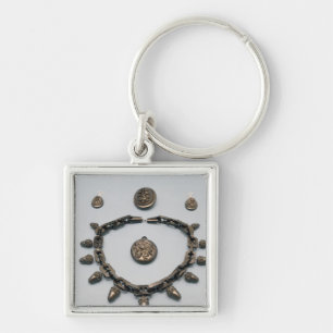 Halskette, Ohrringe, Brosche und Anhänger, c.1870 Schlüsselanhänger