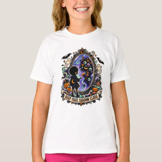 Halte deinen Schatten nah Halloween Spiegel T-Shirt