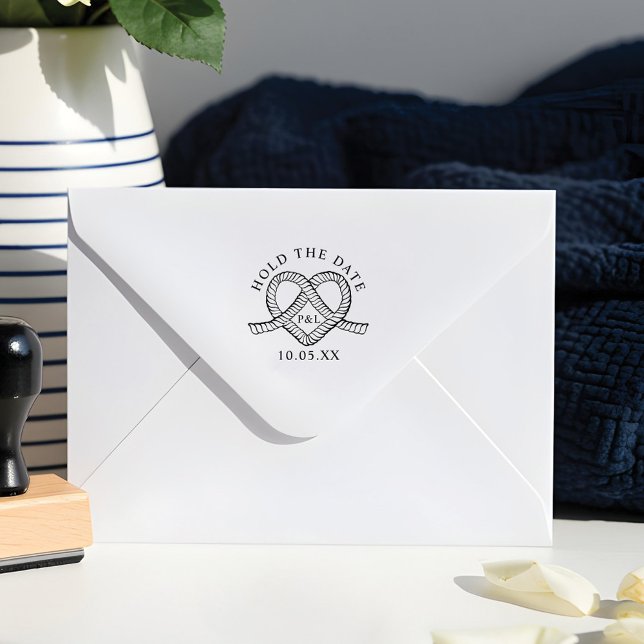 Halten Sie das Datum der Herz-Rope Monogramm Nauti Gummistempel (Hold The Date Heart Rope Monogram Nautical Wedding Rubber Stamp)