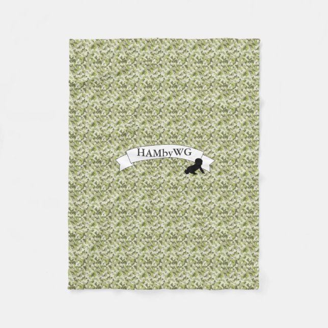 HAMbWG - Fleece Blanket - Green Camouflage (Vorderseite)