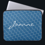 HAMbyWG - Kreismuster in beliebiger Farbe Laptopschutzhülle<br><div class="desc">HAMbyWhiteGlove - Circle Pattern mit beliebigem Farbhintergrund,  mit oder ohne Ihren Namen - wählen Sie einfach die personalisierenden Optionen aus oder rufen Sie 203-302-0337 an,  um HAMbWG zu helfen. Hier mit einem warmen,  blauen Hintergrund dargestellt.</div>