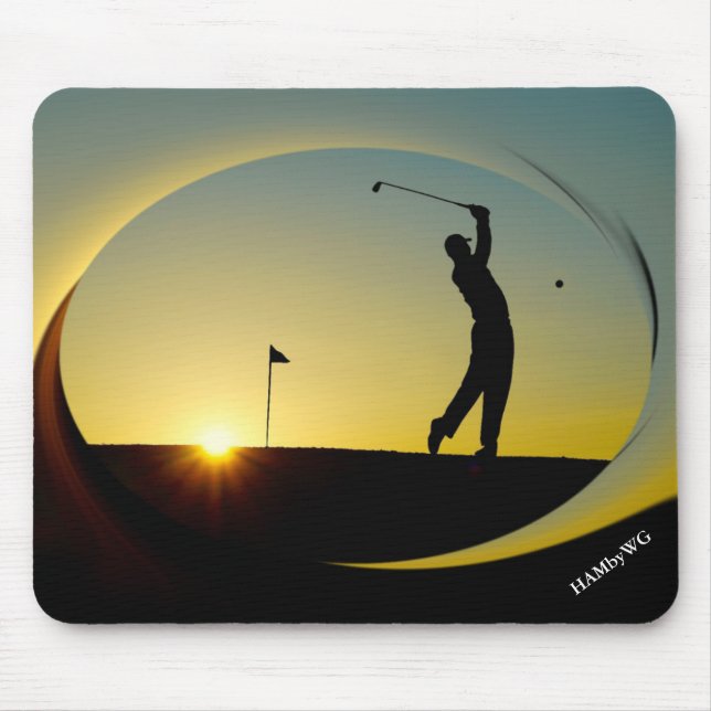 HAMbyWG - Maus-Pad - Golfer bei Dämmerung Mousepad (Vorne)