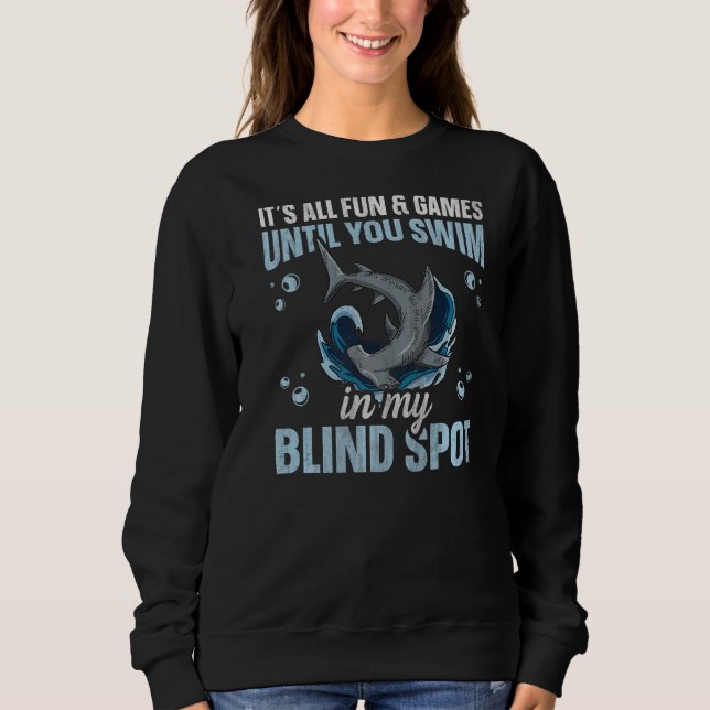 Hammerhead Shark Diving for a Hammerhead Shark Sweatshirt (Vorderseite)