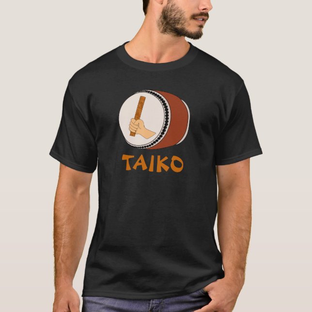 Hand, die das Stock Taiko Trommel-japanische T-Shirt (Vorderseite)