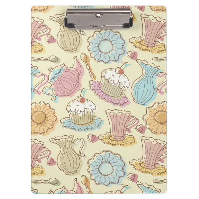 Hand, die Geschirr-Silhouetten zeichnet Klemmbrett (Vorderseite)