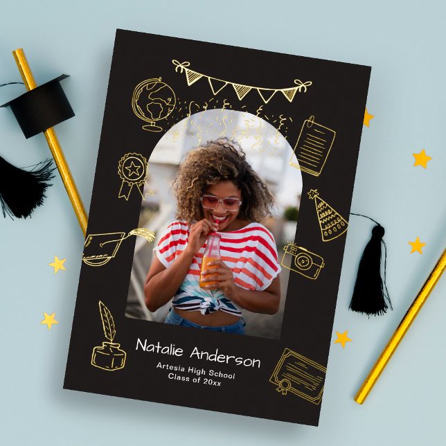 Hand Drawn Arch Photo Gold Graduate Announcement Folieneinladung (Von Creator hochgeladen)