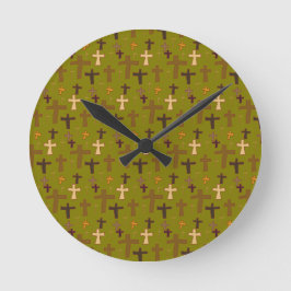 Hand drawn Christian Crosses on Green Runde Wanduhr