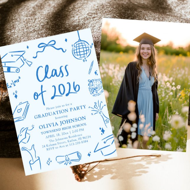 Hand Drawn Class of 2026 Blue Graduation Party Einladung (Hand Drawn Class of 2026 Blue Graduation Party Invitation)