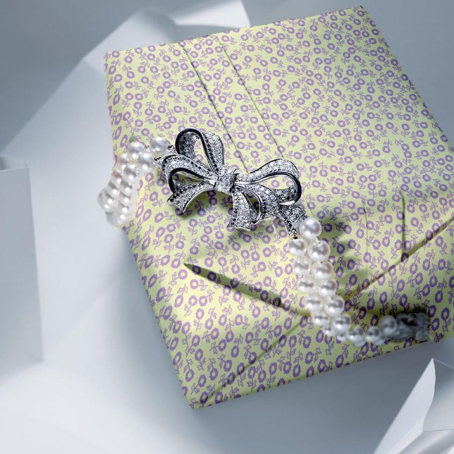 Hand drawn ditsy Lavender Daisies – Mini Floral Geschenkpapier Set (Von Creator hochgeladen)