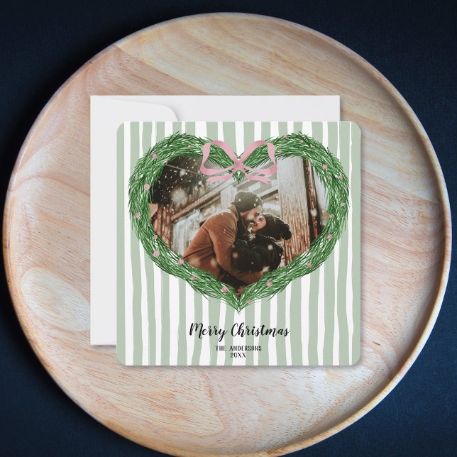 Hand Drawn Frohe Weihnachts-Herz-Kranz-Foto Einladung (heart shaped christmas wreath with a pink bow)