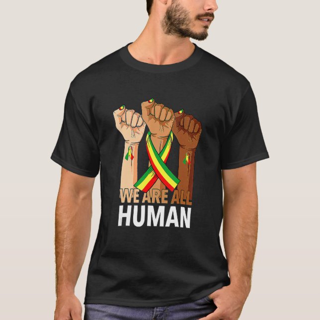 Hand Fist We Are All Human African Pride Black His T-Shirt (Vorderseite)