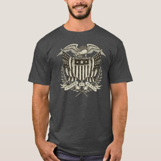 Hand gezeichneter amerikanischer Adler-T - Shirt