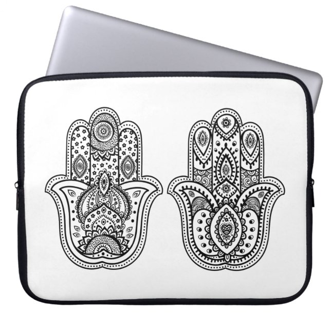Hand gezeichnetes Hamsa mit Verzierungen Laptopschutzhülle (Vorderseite)