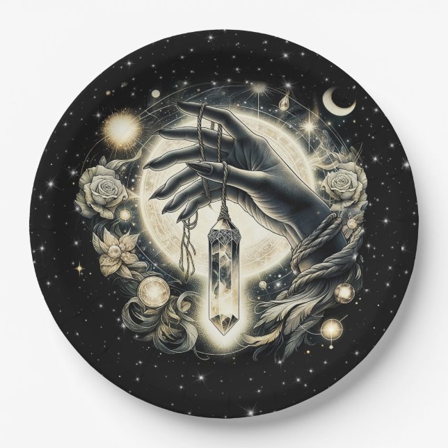 Hand halten eines Kristalls unter dem Mondlicht Pappteller (Vorderseite)