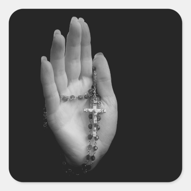 Hand mit Rosary Beads Quadratischer Aufkleber (Vorderseite)