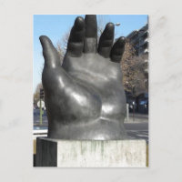 Hand. Skulptur von Fernando Botero (b. 1932) in t