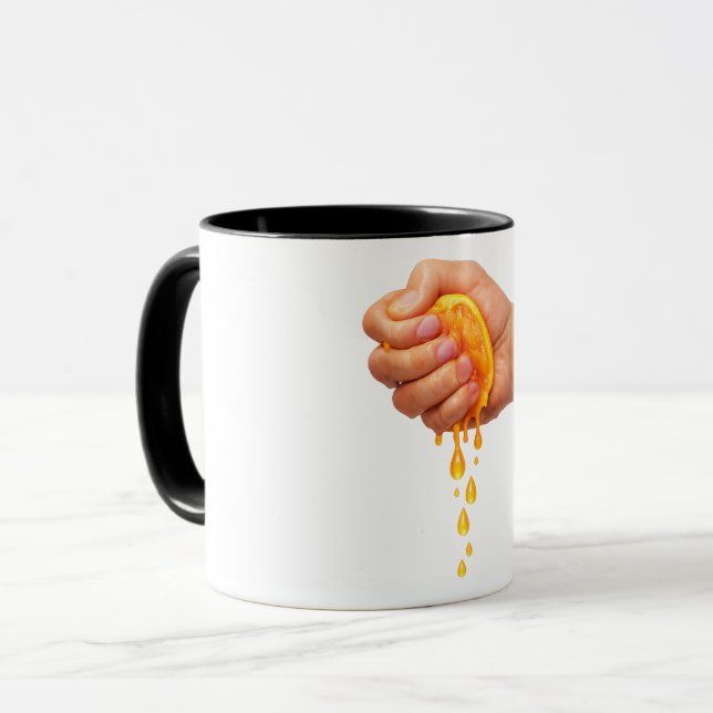 “Hand Squeezing Juicy Orange – Fresh Citrus Mug” Tasse (Vorderseite Links)