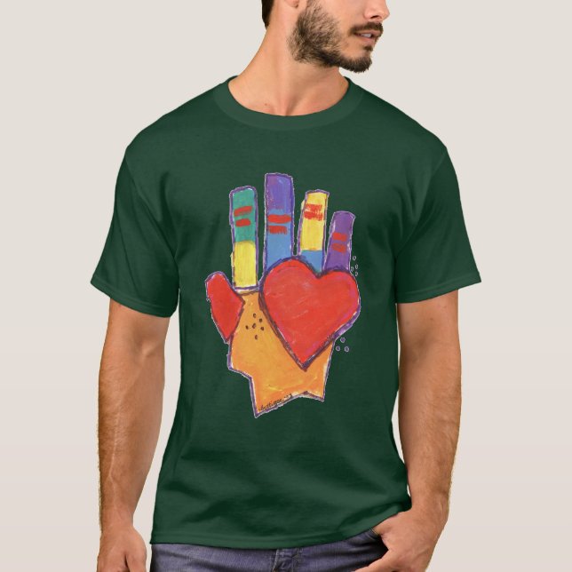 Hand und Herz durch Bettigee T-Shirt (Vorderseite)