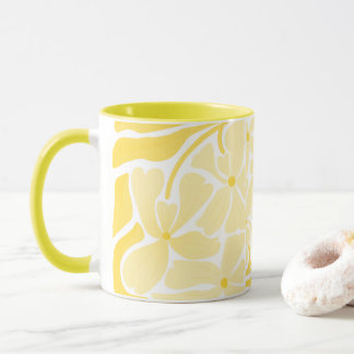 Handbemalter Tasse mit gelbem Kunsthandwerkdesign