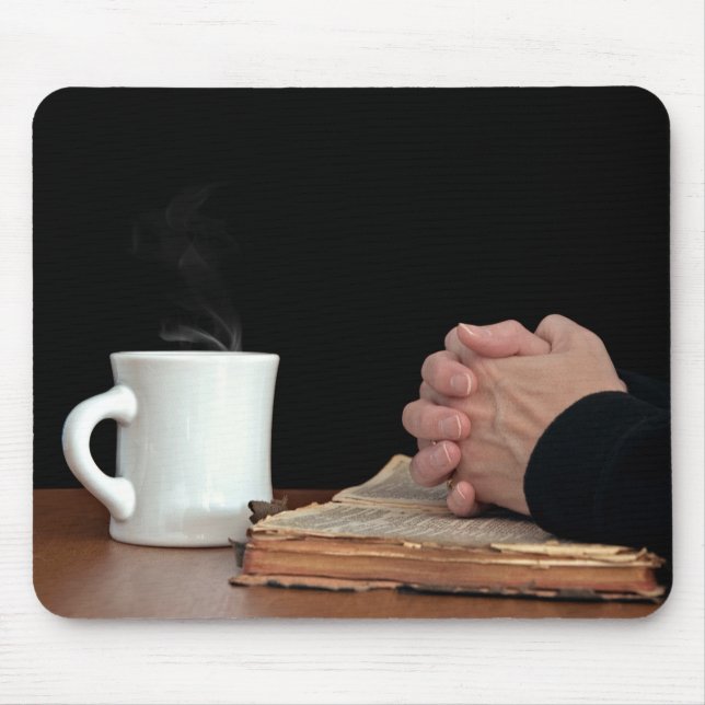 Hände auf alter Bibel Mousepad (Vorne)