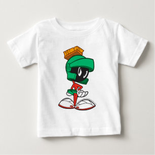 Hände auf Hüften MARVIN THE MARTIAN™ Baby T-shirt