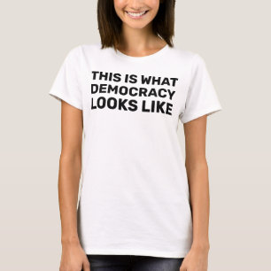 Hände aus dem Slogan So sieht Demokratie aus T-Shirt