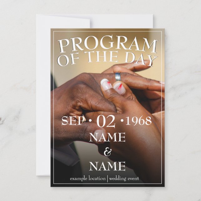 Hände eines Ehepaares mit Ring (Vorderseite)