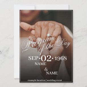 Hände eines farbigen Ehepaares mit Ring