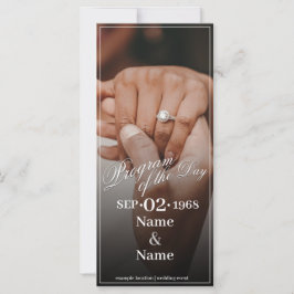 Hände eines farbigen Ehepaares mit Ring